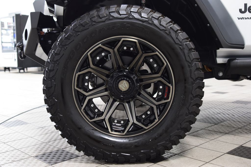 2024 Jeep Wrangler Sport - 23020679 - 25