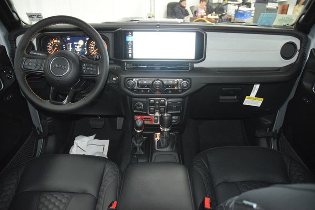 2024 Jeep Wrangler Sport - 23020679 - 28
