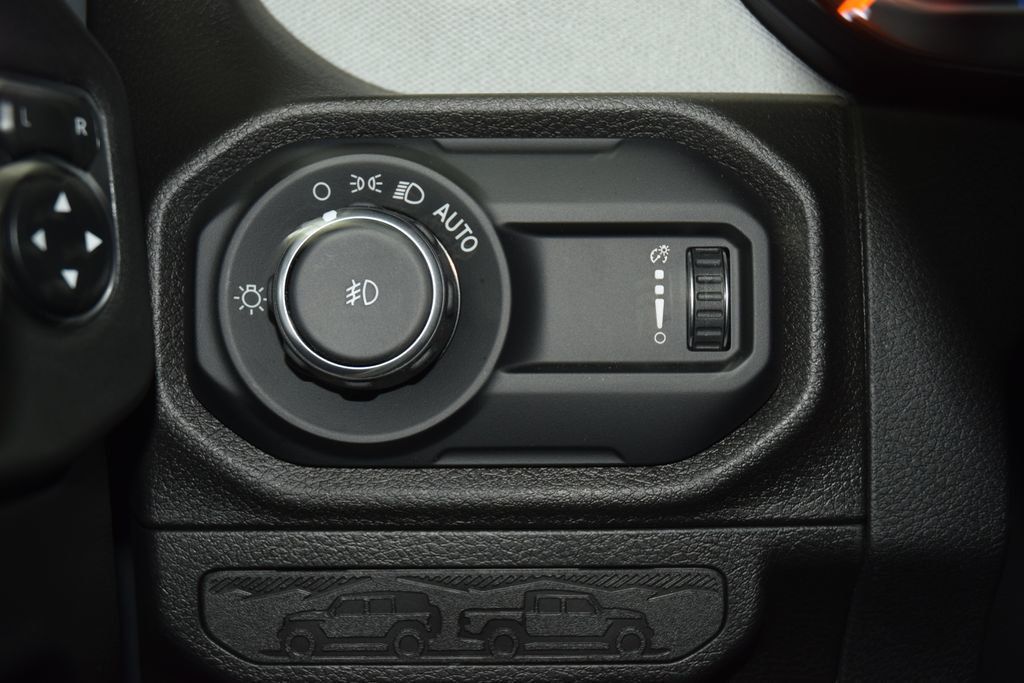 2024 Jeep Wrangler Sport - 23020679 - 35