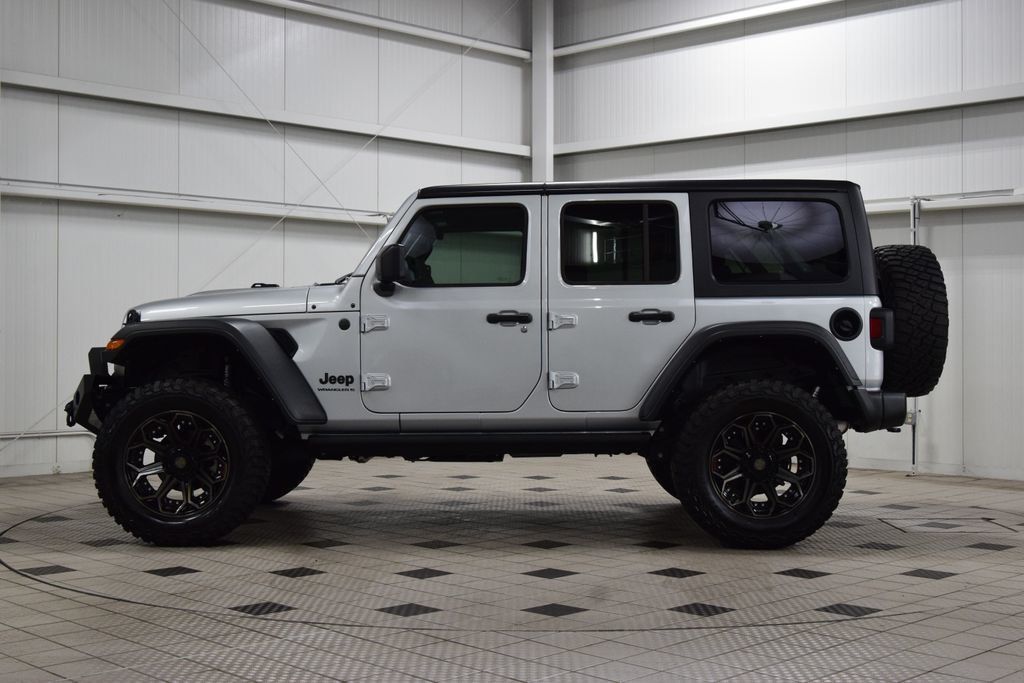 2024 Jeep Wrangler Sport - 23020679 - 3