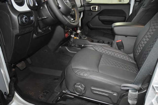 2024 Jeep Wrangler Sport - 23020679 - 39