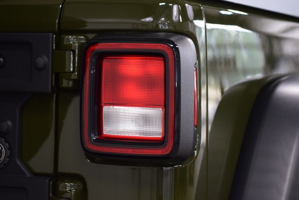 2024 Jeep Wrangler Sport - 23024177 - 18