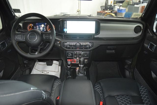 2024 Jeep Wrangler Sport - 23024177 - 29
