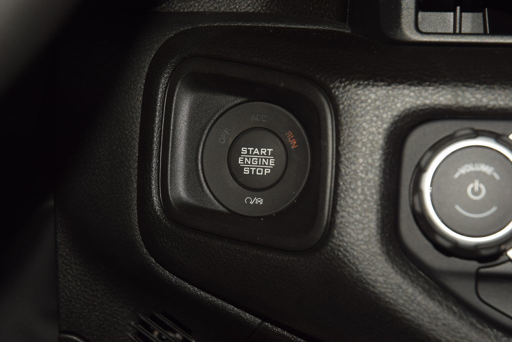 2024 Jeep Wrangler Sport - 23024177 - 35
