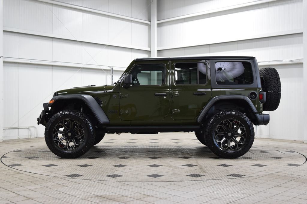 2024 Jeep Wrangler Sport - 23024177 - 3