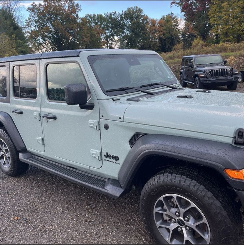 2024 Jeep Wrangler Sport S - 22633553 - 12