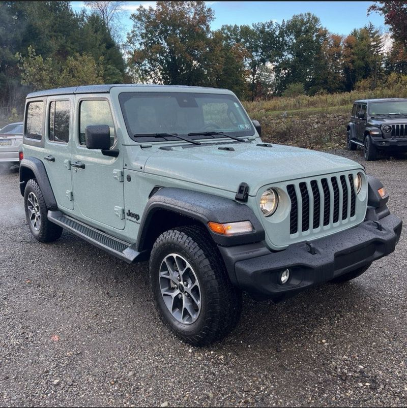 2024 Jeep Wrangler Sport S - 22633553 - 13