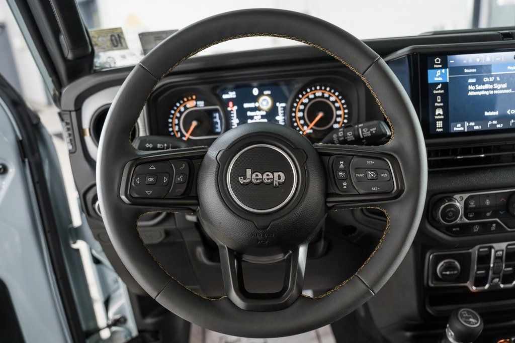 2024 Jeep Wrangler Sport S - 22633553 - 36