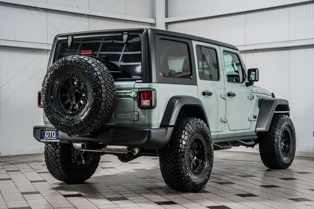 2024 Jeep Wrangler Sport S - 22633553 - 7