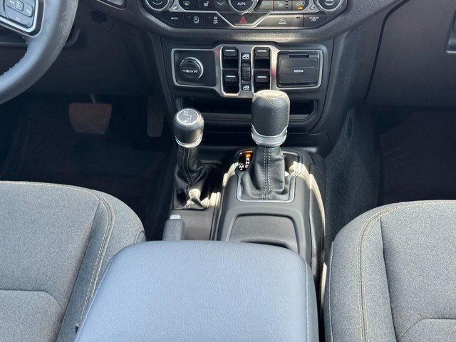 2024 Jeep Wrangler Sport S photo 17
