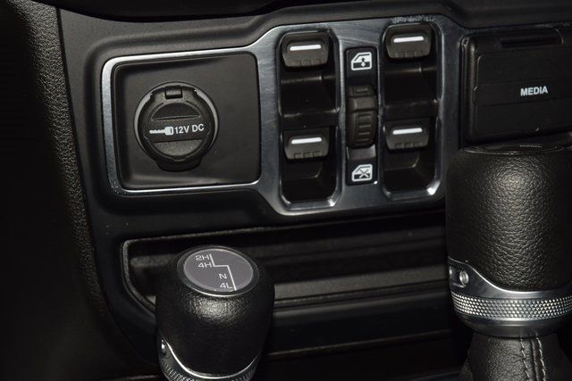 2024 Jeep Wrangler Sport S - 22917877 - 32