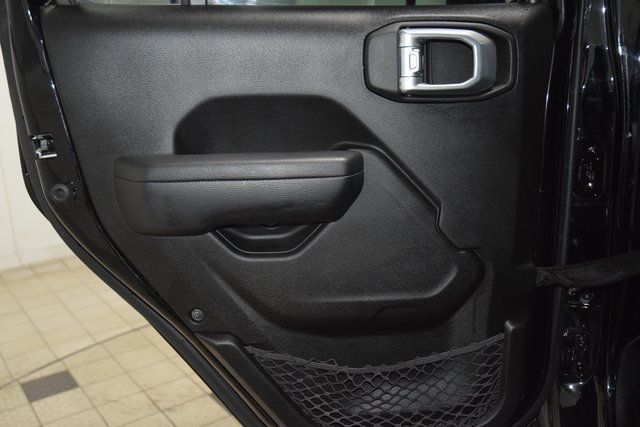 2024 Jeep Wrangler Sport S - 22917877 - 40