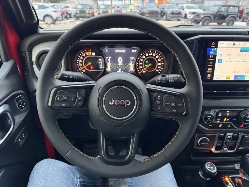 2024 Jeep Wrangler Sport S - 22987233 - 13