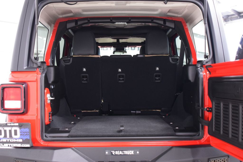 2024 Jeep Wrangler Sport S - 22987233 - 16