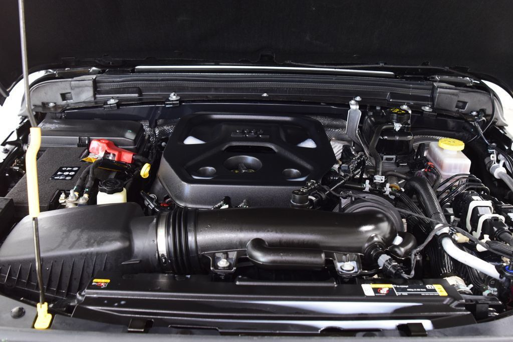 2024 Jeep Wrangler Sport S - 22994231 - 25