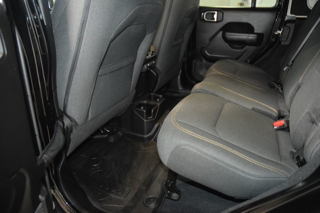 2024 Jeep Wrangler Sport S - 22994231 - 36