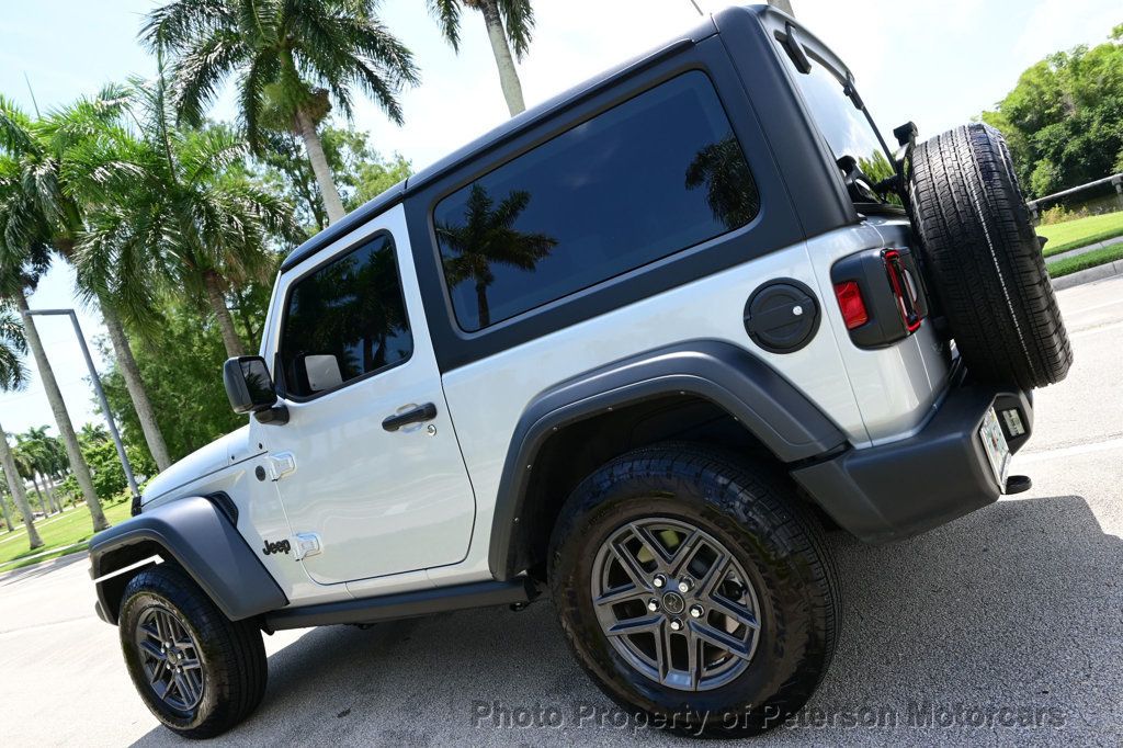 2024 Jeep Wrangler Sport S 2 Door 4x4 - 23069434 - 4