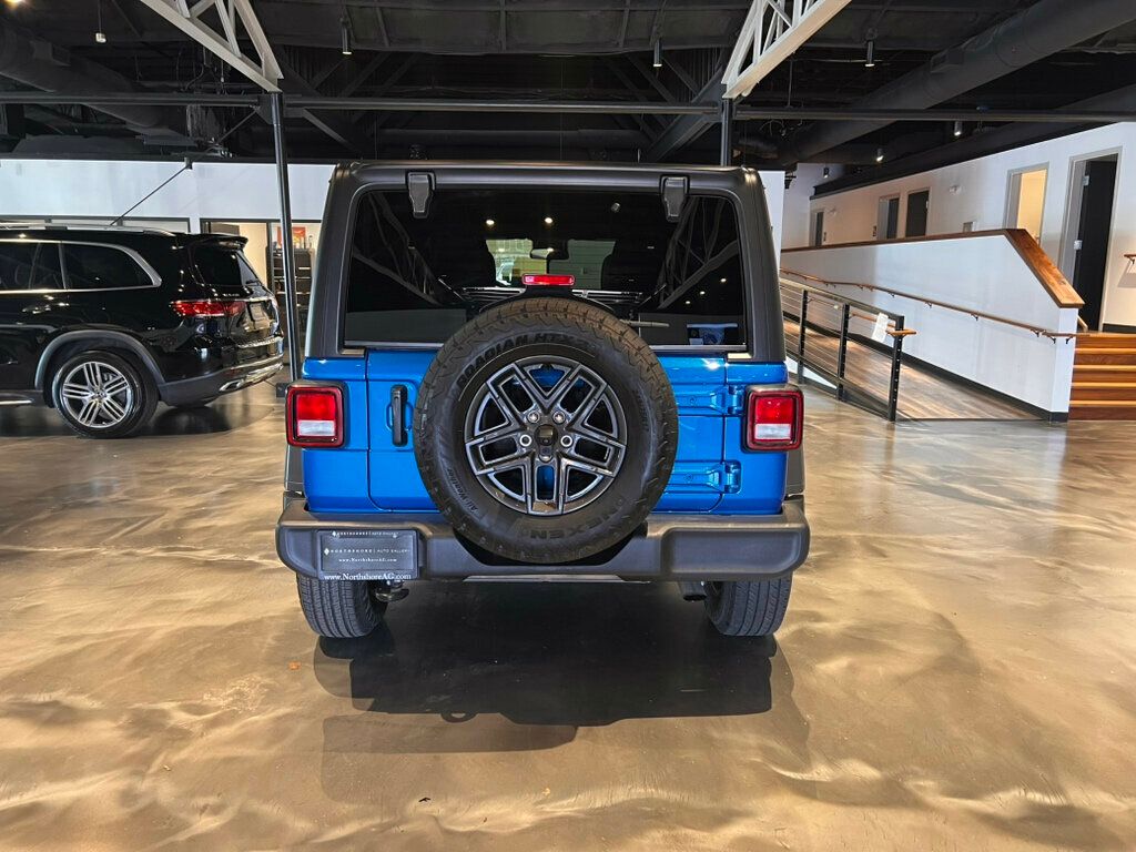 2024 Jeep Wrangler Sport S/4x4/22SPreferredPkg/AppleCarplay/AndroidAuto/AdapCruise - 22998564 - 3