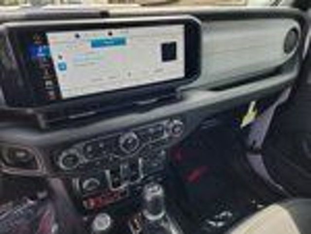 2024 Jeep Wrangler Willys - 23020678 - 9