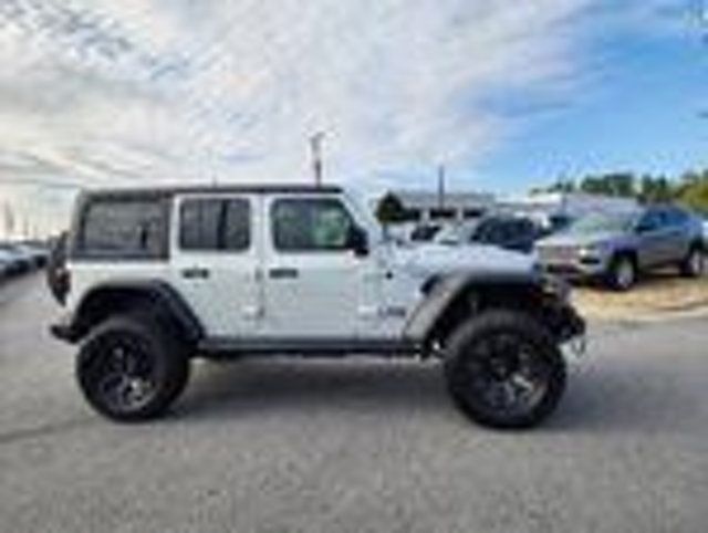 2024 Jeep Wrangler Willys - 23020679 - 1
