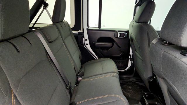 2024 Jeep Wrangler Willys 4 Door 4x4 with Hardtop & Technology Group - 22973014 - 21
