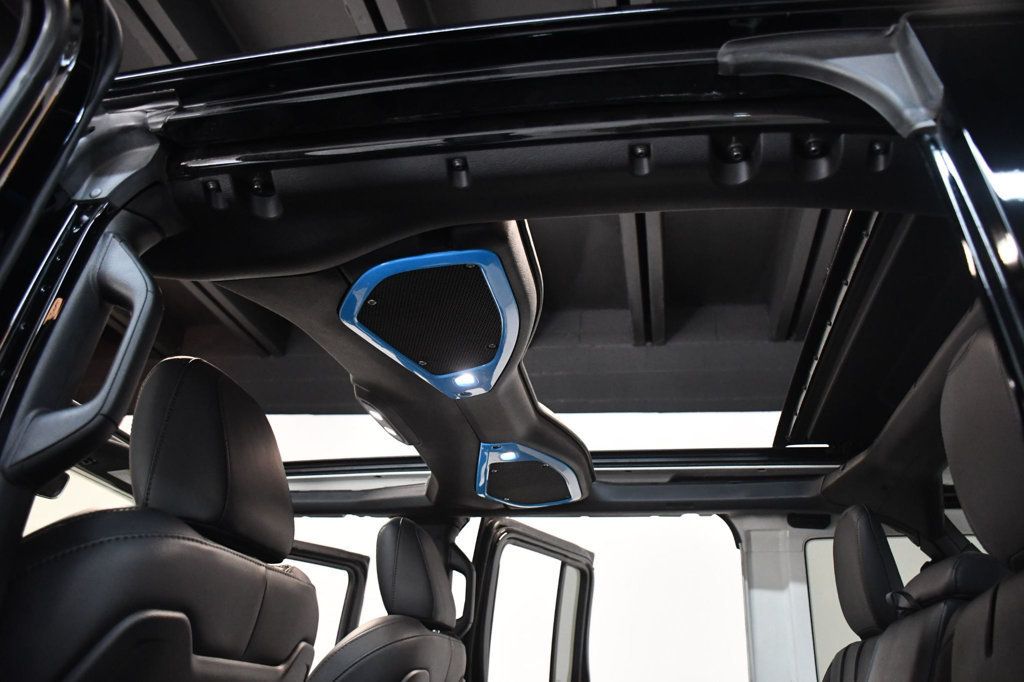 Jeep Wrangler photo 41