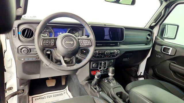 2024 Jeep Wrangler 4xe Rubicon 4x4 w/ Black 3-Piece Hard Top & Plug-In Hybrid - 23040984 - 11