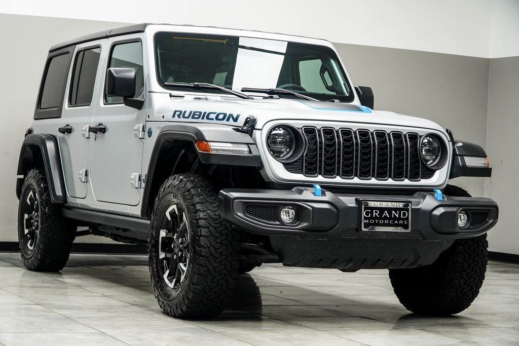 2024 Jeep Wrangler Rubicon 4xe photo 4