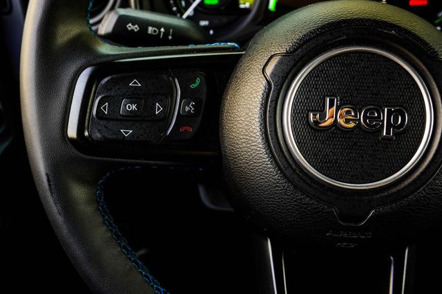 2024 Jeep Wrangler 4xe Rubicon 4xe - 22993551 - 32