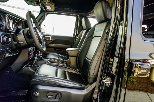 2024 Jeep Wrangler 4xe Rubicon 4xe - 22993551 - 36