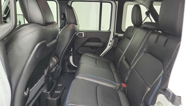 2024 Jeep Wrangler 4xe Rubicon X 4x4 - 22957117 - 19