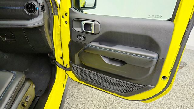 2024 Jeep Wrangler 4xe Rubicon X 4x4 w/ Sky One-Touch Power Top & Nappa Leathe - 23098954 - 25