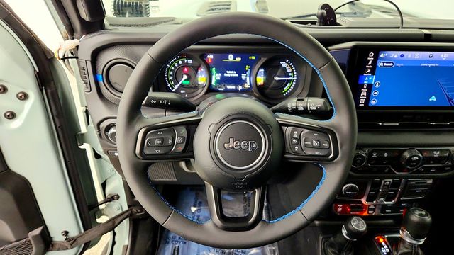 2024 Jeep Wrangler 4xe Rubicon X 4xe w/ Nappa Leather, Rock-Trac & Off-Road Camera - 23101058 - 12