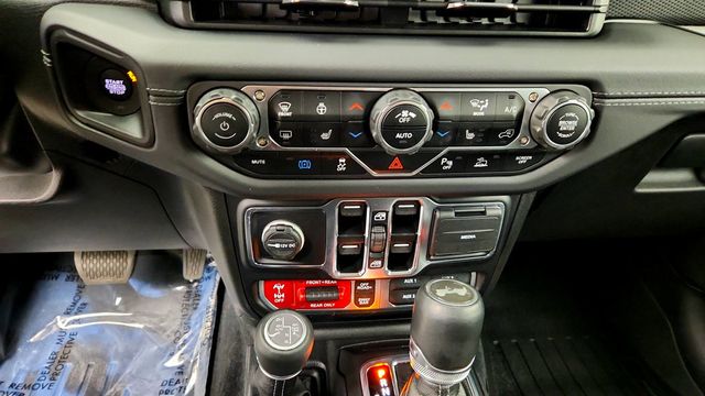 2024 Jeep Wrangler 4xe Rubicon X 4xe w/ Nappa Leather, Rock-Trac & Off-Road Camera - 23101058 - 16