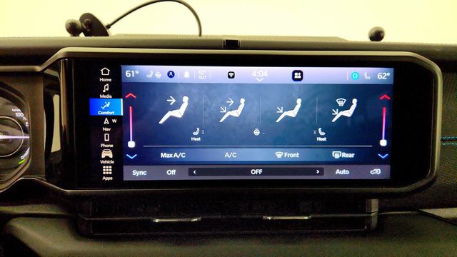 2024 Jeep Wrangler 4xe Rubicon X 4xe w/ Nappa Leather, Rock-Trac & Off-Road Camera - 23101058 - 19