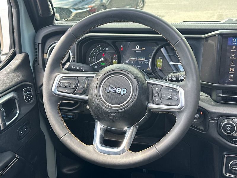 2024 Jeep Wrangler 4xe Sahara 4x4 - 23058259 - 17