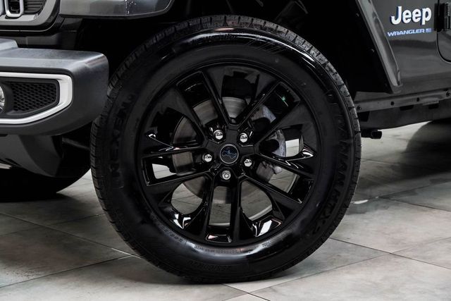 2024 Jeep Wrangler 4xe Sahara 4x4 - 23053012 - 2