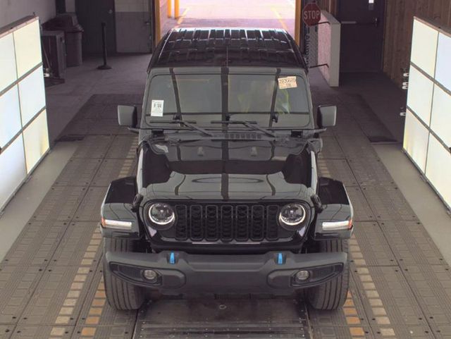 2024 Jeep Wrangler 4xe Sahara 4x4 - 23007608 - 2