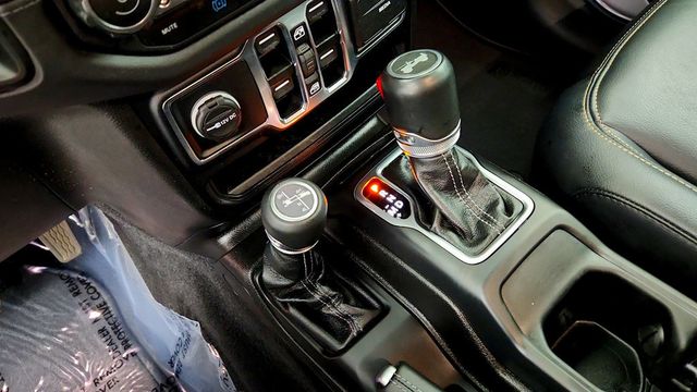 2024 Jeep Wrangler 4xe Sahara 4x4 - 23100856 - 16