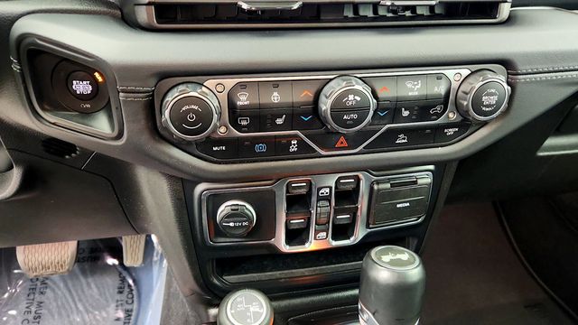 2024 Jeep Wrangler 4xe Sahara 4x4 - 23100856 - 19