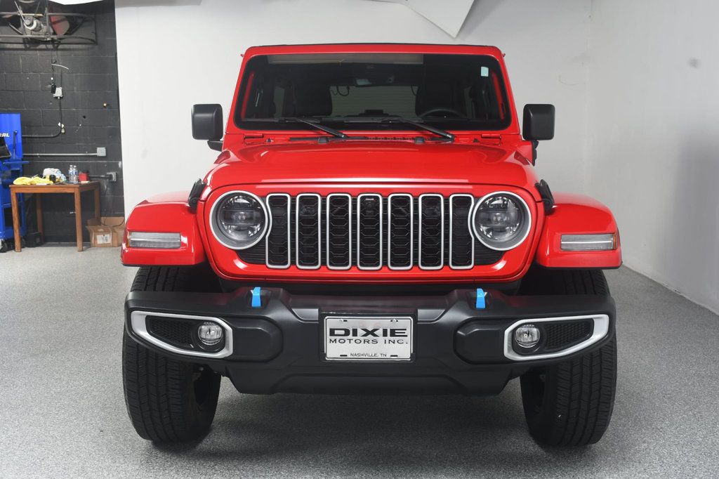Jeep Wrangler photo 18