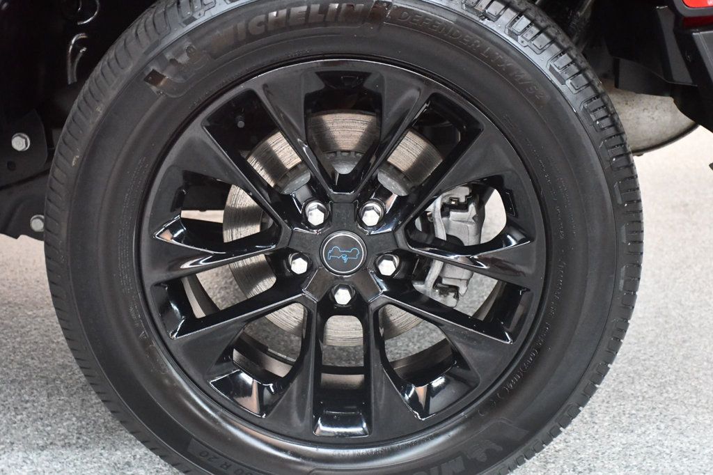 Jeep Wrangler photo 21