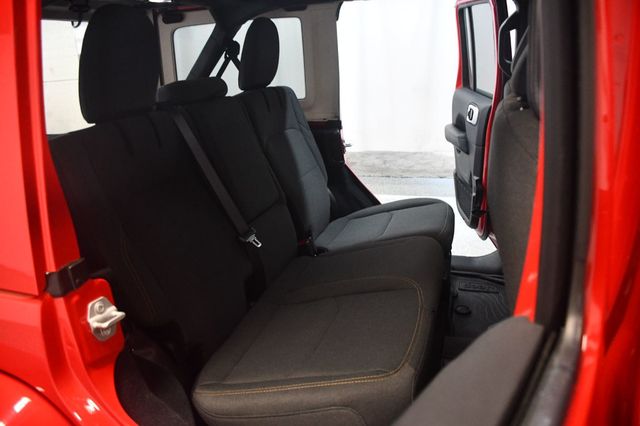 2024 Jeep Wrangler 4xe Sahara 4x4 - 23084816 - 39