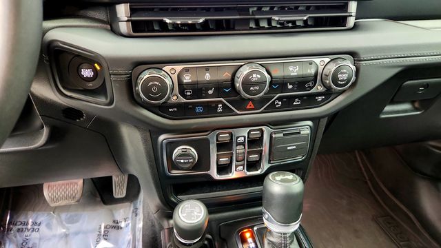 2024 Jeep Wrangler 4xe Sahara 4x4 - 23099949 - 16