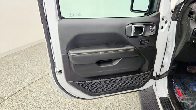 2024 Jeep Wrangler 4xe Sahara 4x4 w/ McKinley Leather Seats, Safety Group & Hard Top - 23102097 - 9