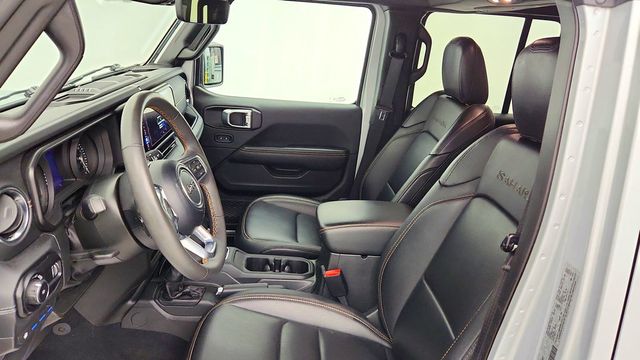 2024 Jeep Wrangler 4xe Sahara 4x4 w/ Sky One-Touch Top, Tech, Safety & Power Seats - 23100388 - 19