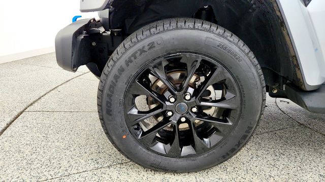 2024 Jeep Wrangler 4xe Sahara 4x4 w/ Sky One-Touch Top, Tech, Safety & Power Seats - 23100388 - 8