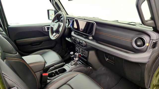 2024 Jeep Wrangler 4xe Sahara 4x4 w/ Sky Power-Top, Technology Group & McKinley Seats - 23102221 - 25