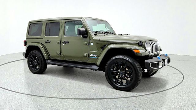 2024 Jeep Wrangler 4xe Sahara 4x4 w/ Sky Power-Top, Technology Group & McKinley Seats - 23102221 - 2