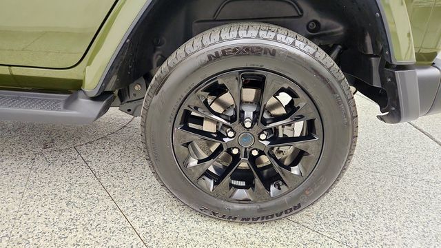 2024 Jeep Wrangler 4xe Sahara 4x4 w/ Sky Power-Top, Technology Group & McKinley Seats - 23102221 - 8